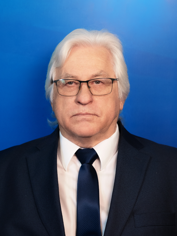 Приходько Валерий Дмитриевич.